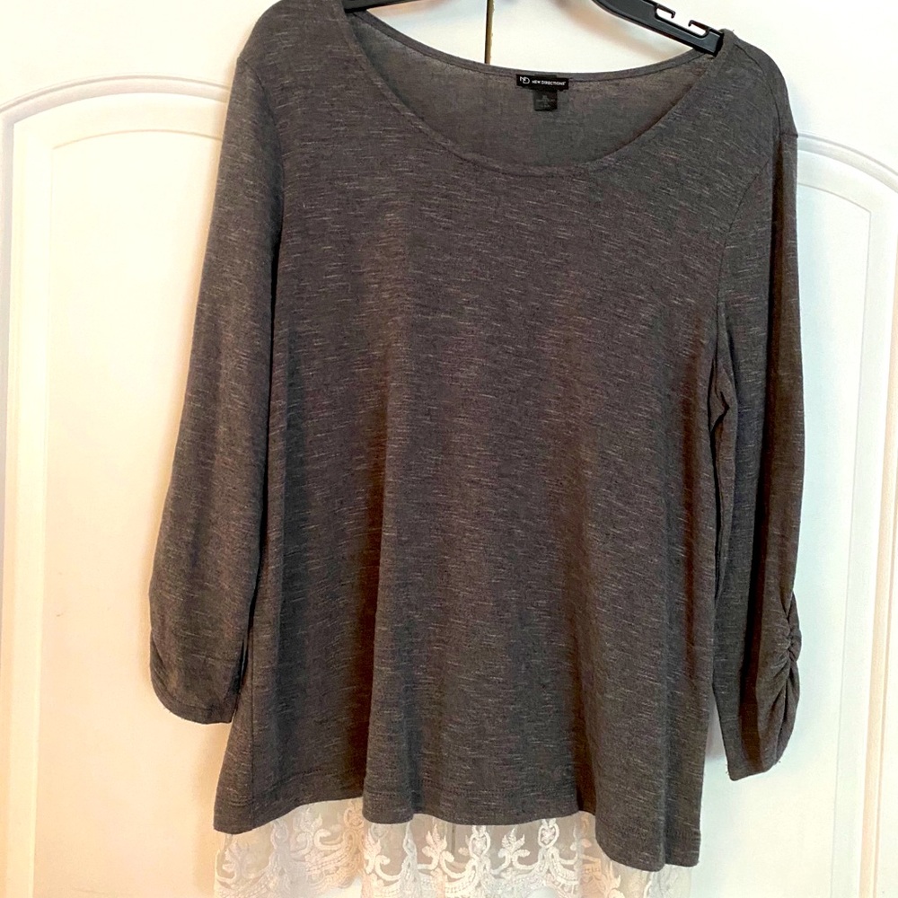 New Directions Gray XL sweater with lace bottom.